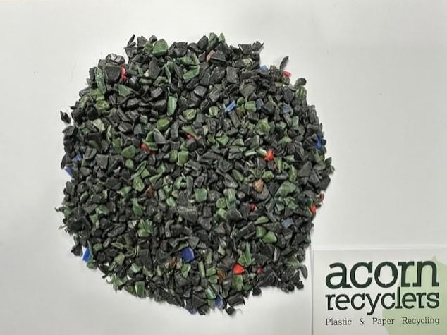 Recycled plastic from granulated wheelie bins